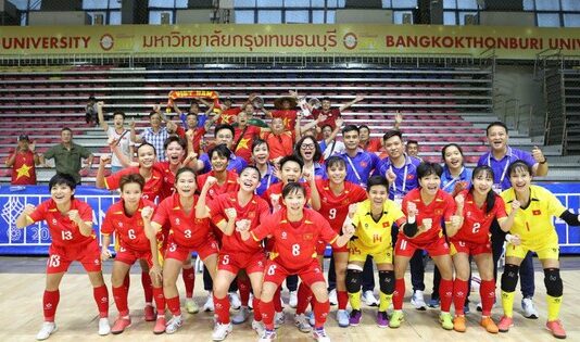 Kültür, Spor ve Turizm Bakanı, 33. Güneydoğu Asya Oyunları’nda olağanüstü sonuçlar elde eden 329 sporcuya Başarı Belgesi verdi.