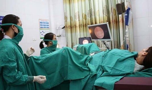 Genç doktorlar büyük hastanelerdeki iş fırsatlarından vazgeçip memleketlerine dönmeyi tercih ettiklerinde.